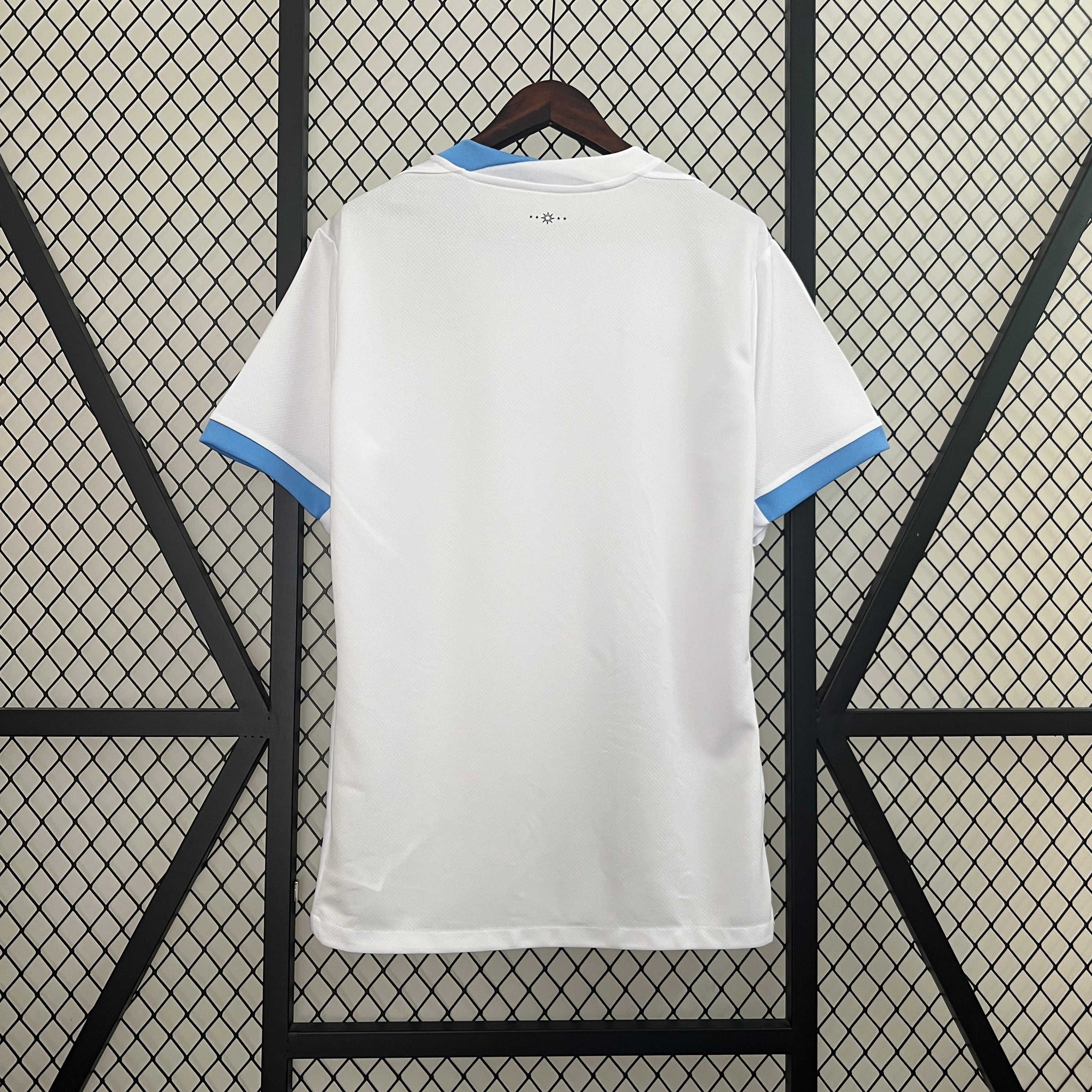 Camisa Uruguai Reserva 24/25 - Versão Torcedor Lançamento