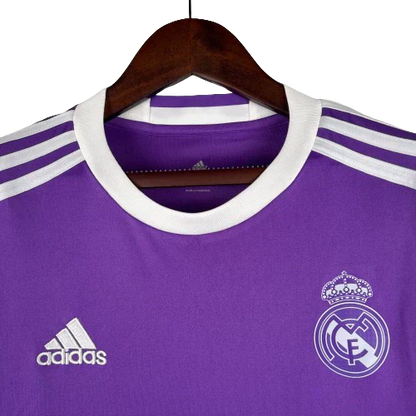 Camisa Retrô Real Madrid II Away Adidas 2016/17 Masculino  Roxo